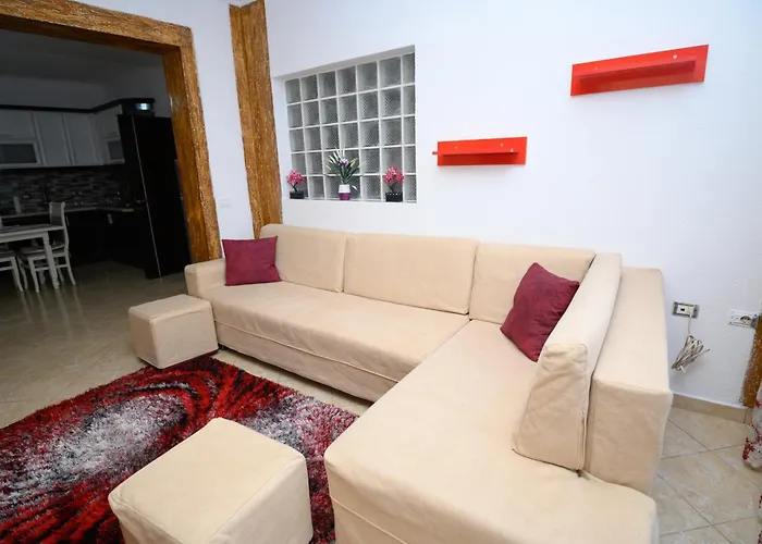 Shuli's * Pogradec