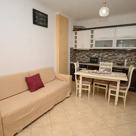 Shuli's Apartman Pogradec